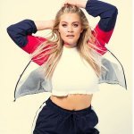 Lauren Alaina - You Keep Me Hangin' On