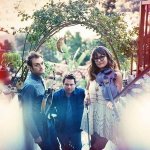 Nickel Creek - Out Of The Woods