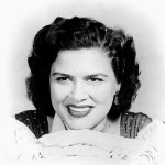 Patsy Cline - A Poor Man's Roses (Or a Rich Man's Gold)